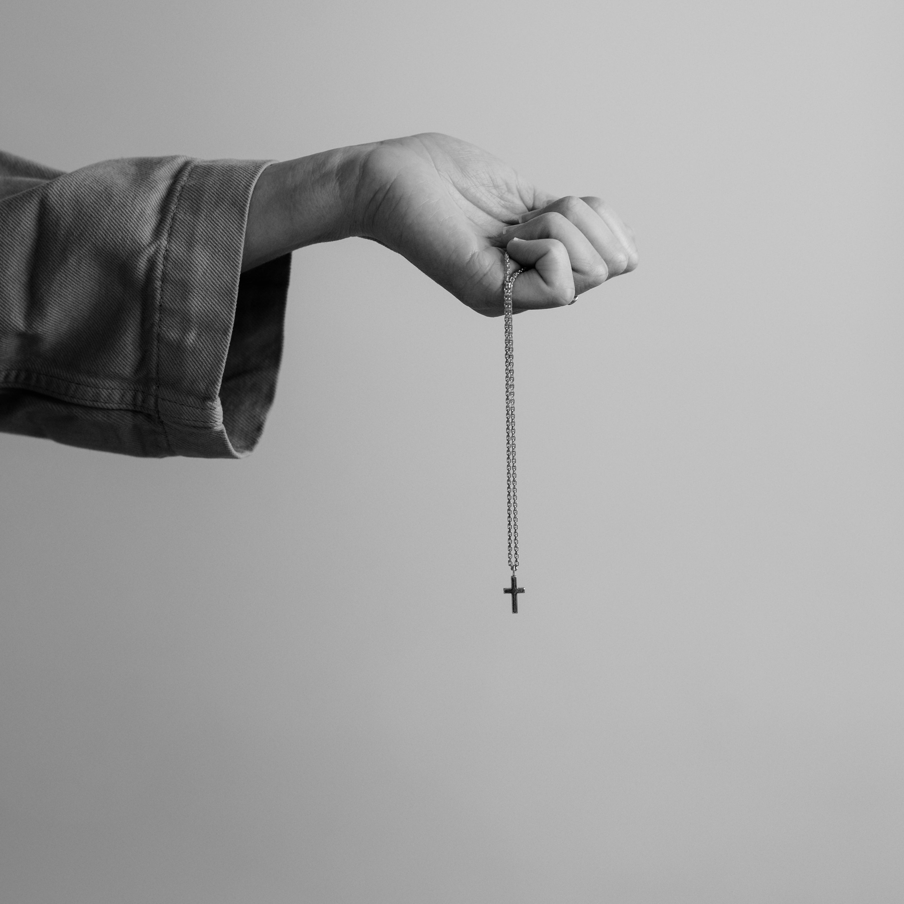 Resurrection Cross – Necklace 18K Gold - PS46 Jewelry